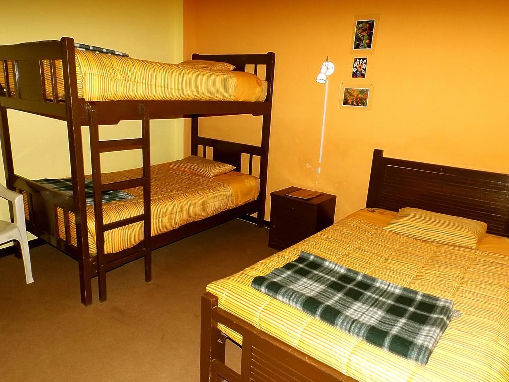 El Manzano Guest House Puno Ruang foto