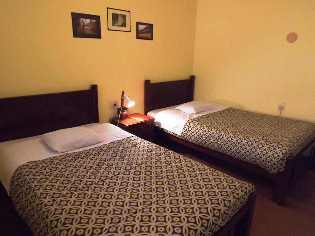 El Manzano Guest House Puno Bagian luar foto