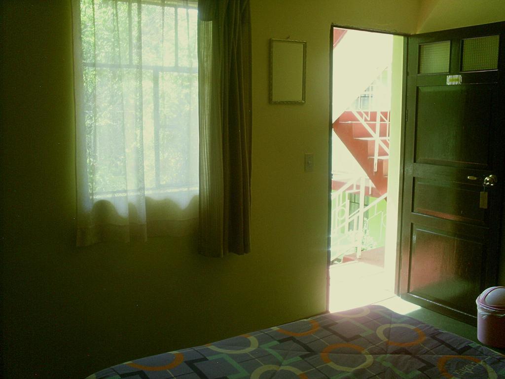 El Manzano Guest House Puno Ruang foto