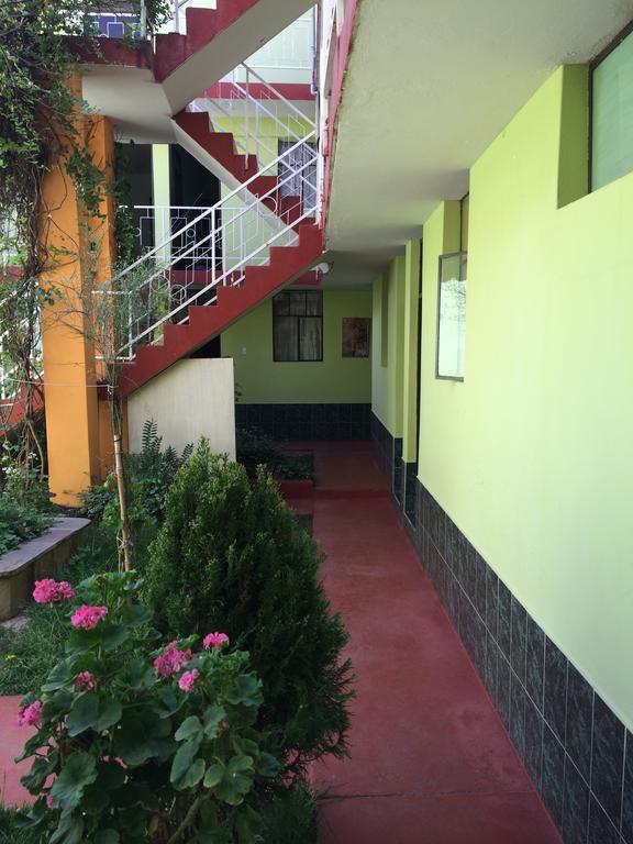 El Manzano Guest House Puno Bagian luar foto