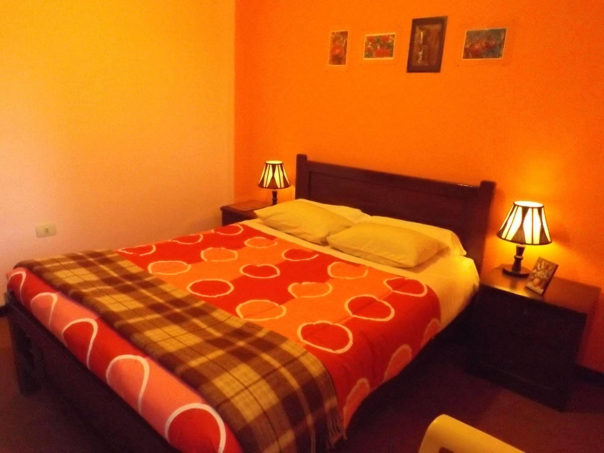 El Manzano Guest House Puno Bagian luar foto