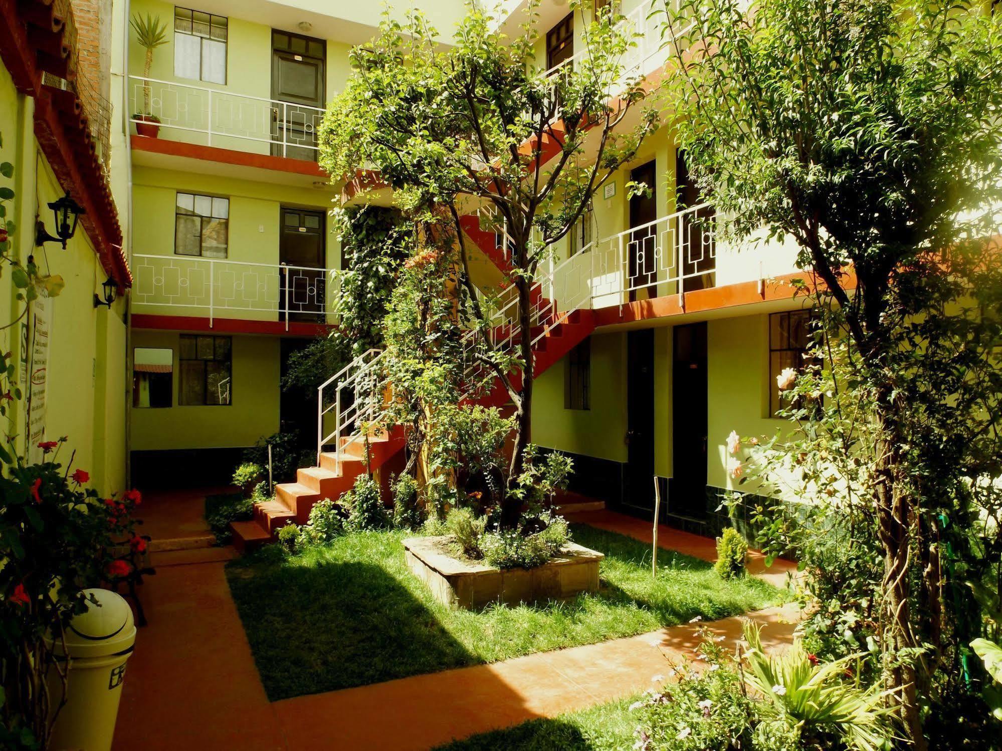 El Manzano Guest House Puno Bagian luar foto