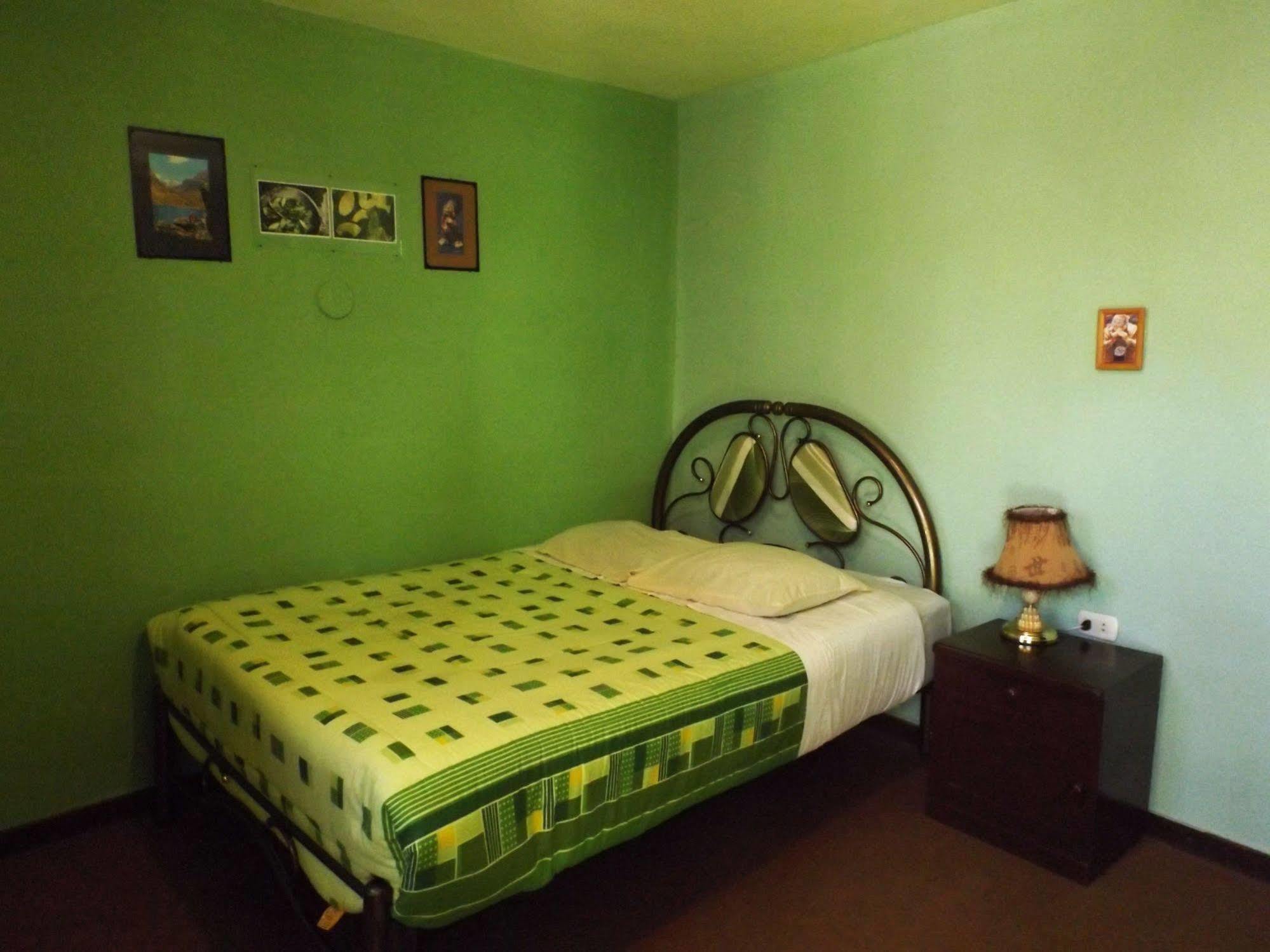 El Manzano Guest House Puno Bagian luar foto