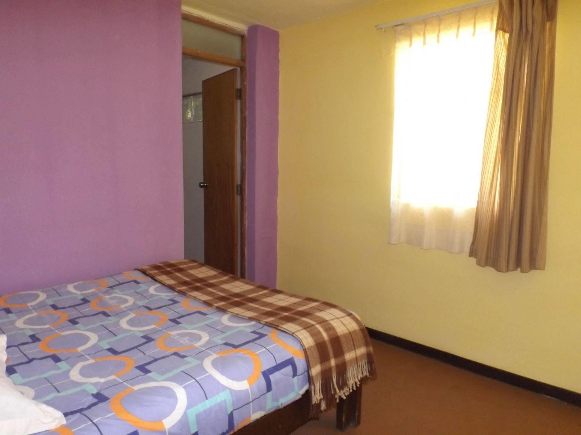 El Manzano Guest House Puno Bagian luar foto