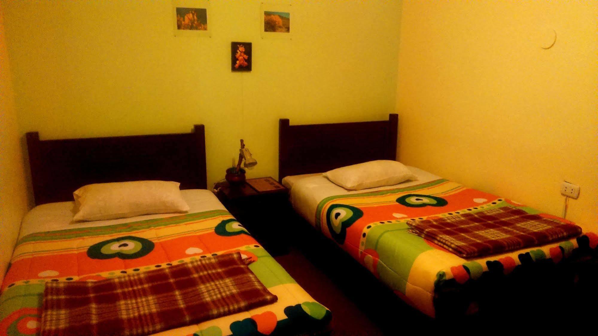 El Manzano Guest House Puno Bagian luar foto